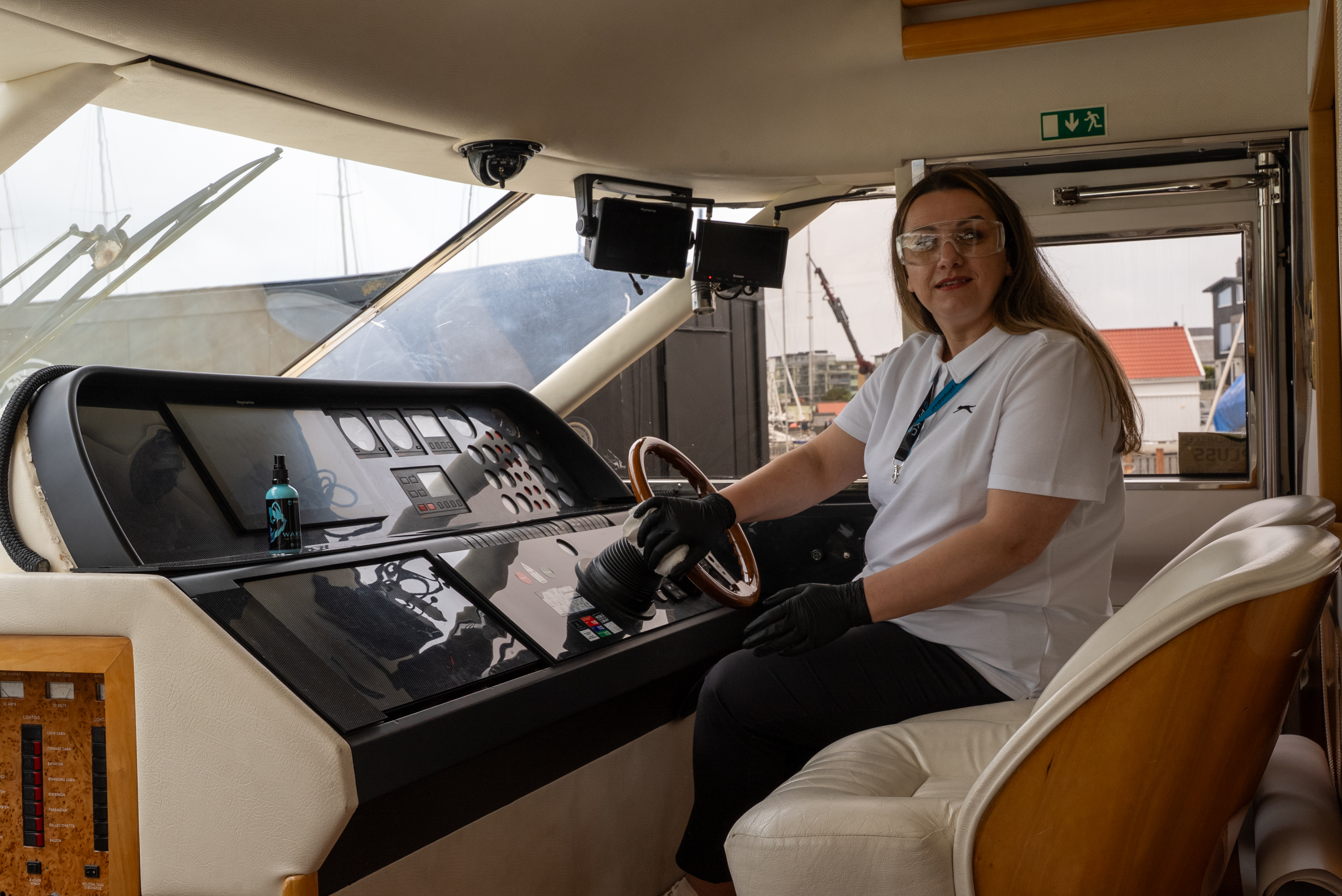Eco-friendly yacht polishing — biodegradable marine products